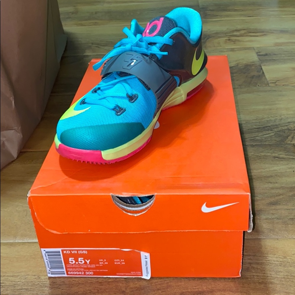 KD VII